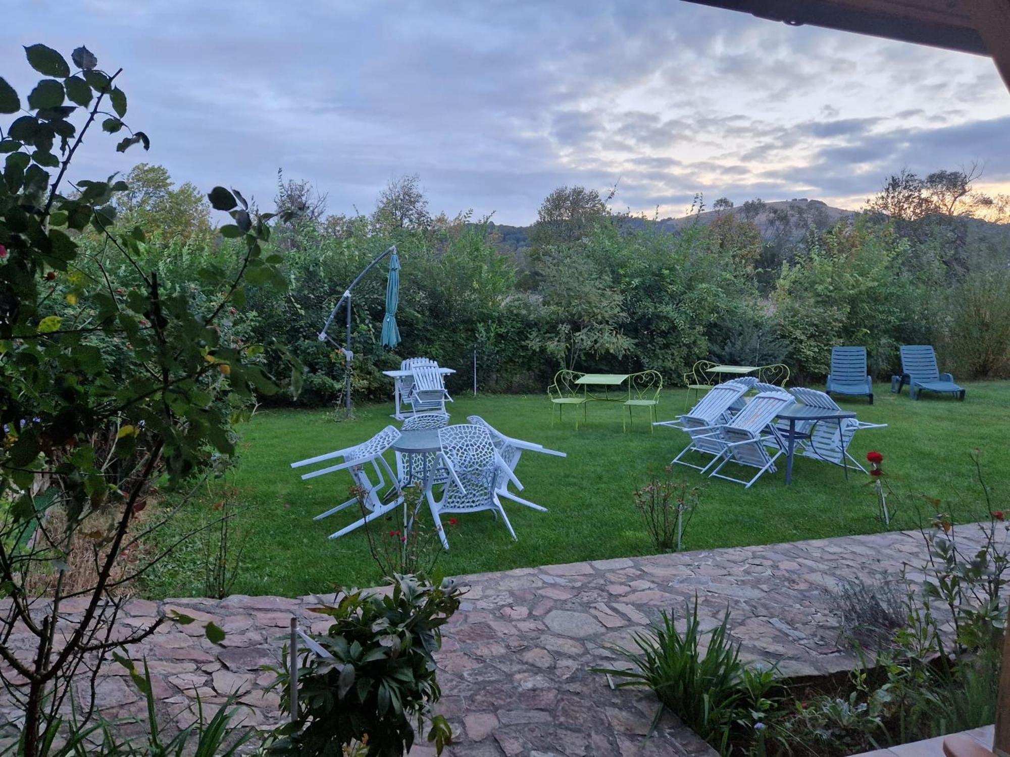 Pensiunea Poezii Alese Valea Draganului Bagian luar foto