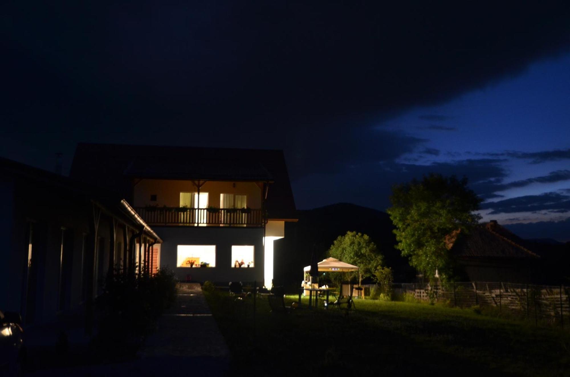 Pensiunea Poezii Alese Valea Draganului Bagian luar foto